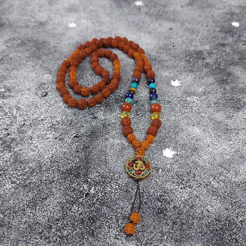 گردنبند سنگ هفت چاکرا ، رودراکشا با پلاک تبتی کد 20