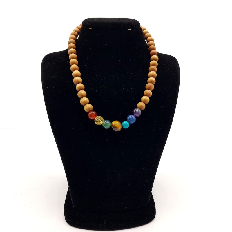 گردنبند سنگ هفت چاکرا و چوب معطرصندل کد 320068