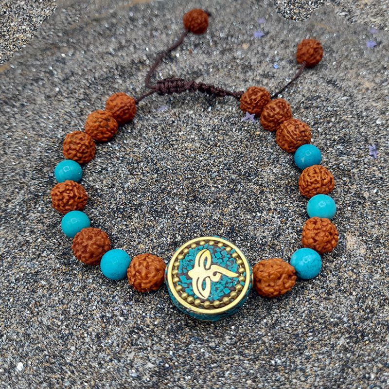 دستبند سنگ فیروزه و رودراکشا کد 310130