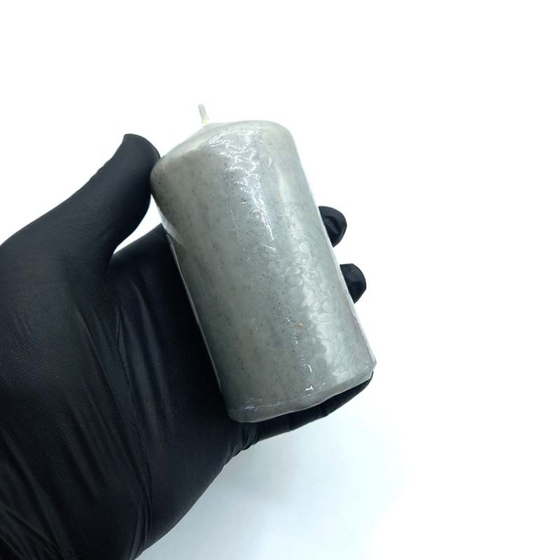 550016 شمع استوانه ای طوسی ارتفاع 11cm