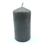 550016 شمع استوانه ای طوسی ارتفاع 11cm