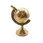 کره زمین برنجی هندی ارتفاع 14cm کد 210038
