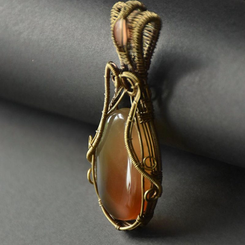 گردنبند سنگ عقیق سیم بافت برنجی کد 320098