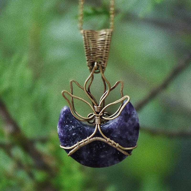 گردنبند سنگ لپیدولیت نماد لوتوس کد 320103