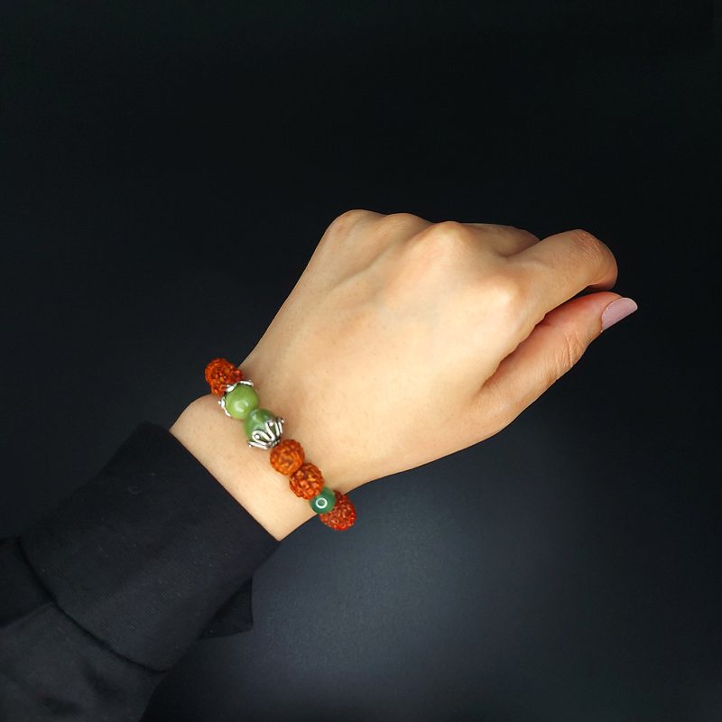 دستبند رود راکشا و یشم ونقره کد310026