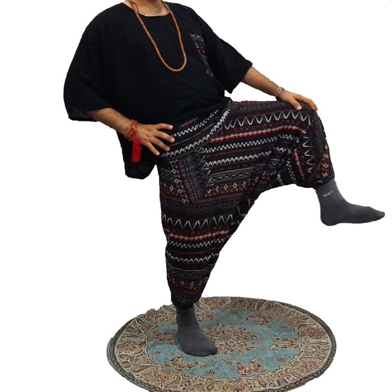 ست شلوار تبتی طرحدار و پانچو مشکی