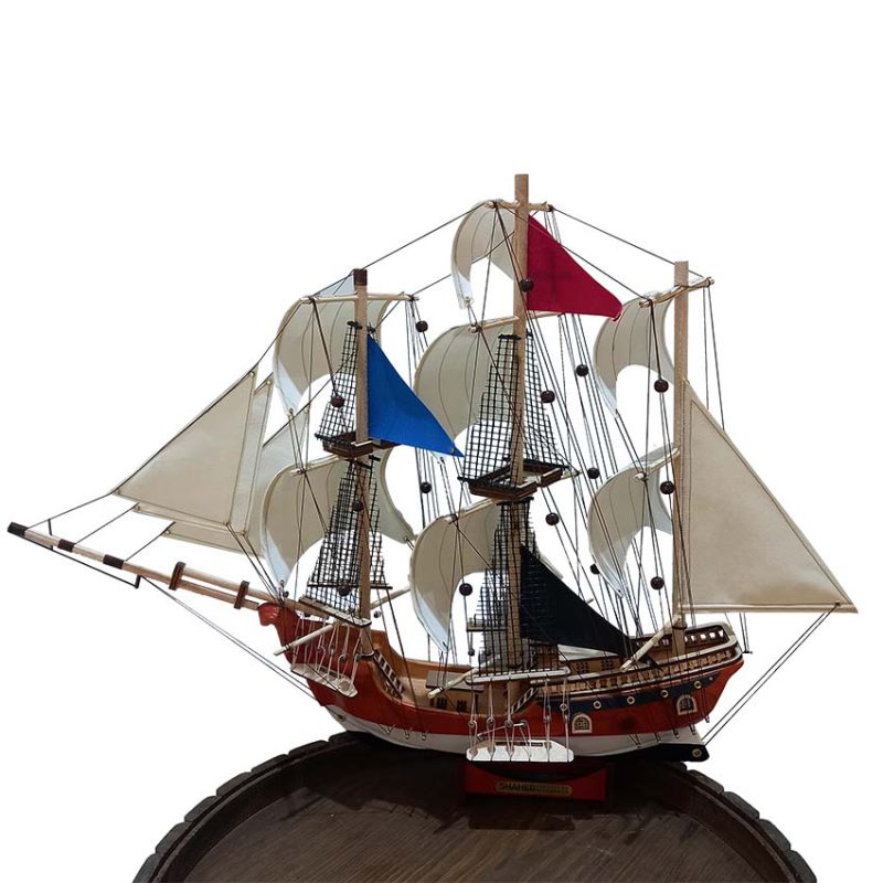 ماکت کشتی بادبانی چوبی