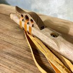 فلوت سرخپوستی لاکوتا با سنگ چشم ببر s1